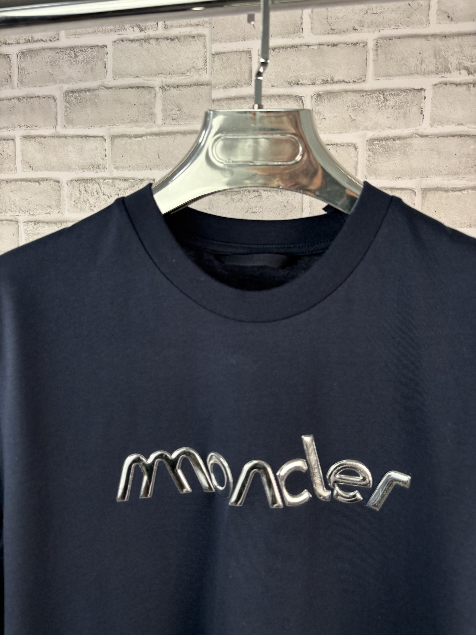 CLER EMBELLISHED LOGO TEE NAVY image 1