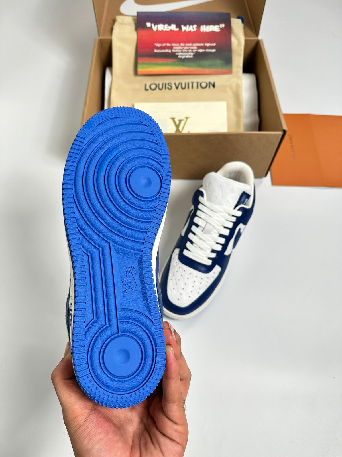 IV AF1 ROYAL BLUE image 11