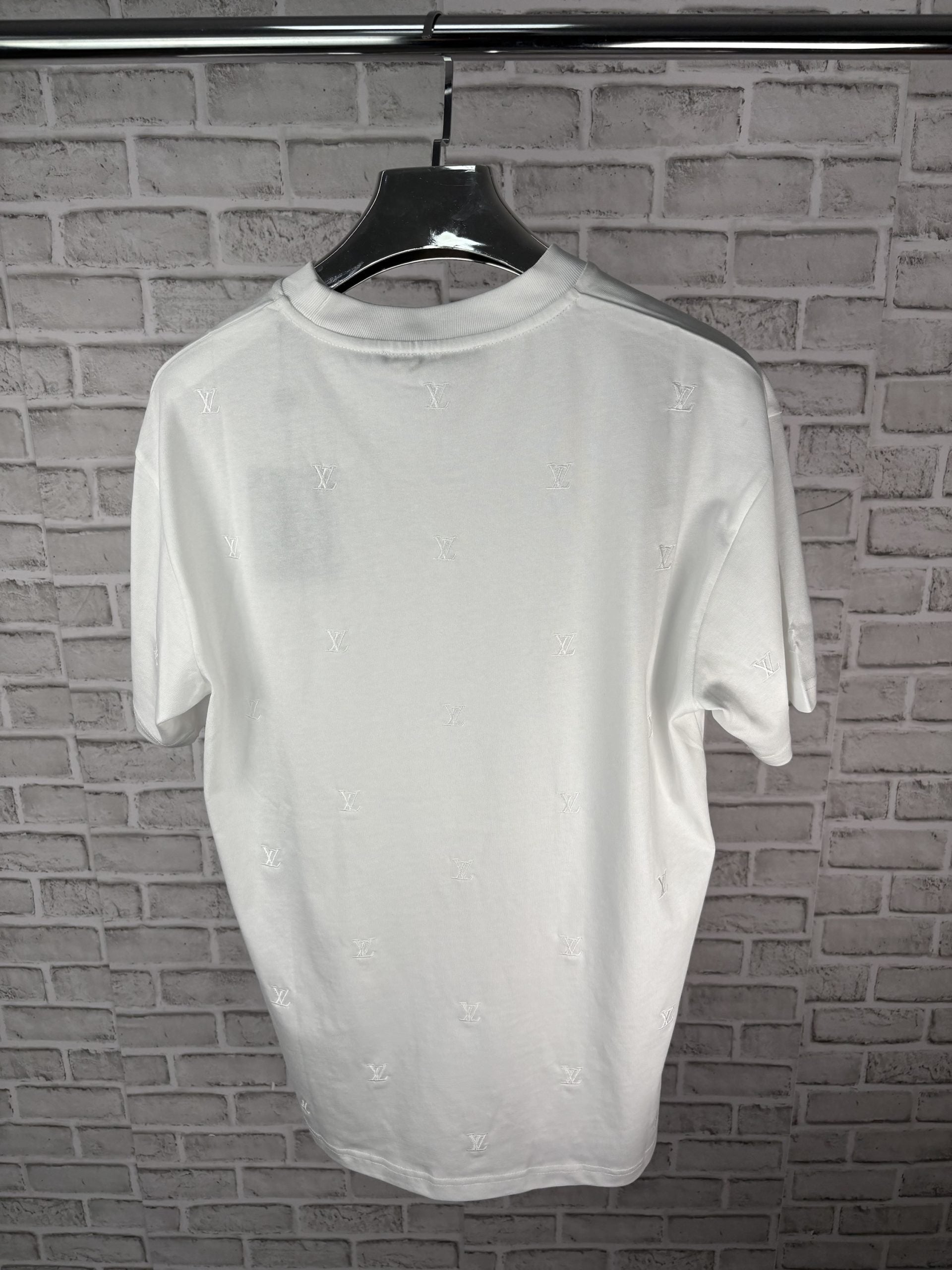 Lv tee white image 1