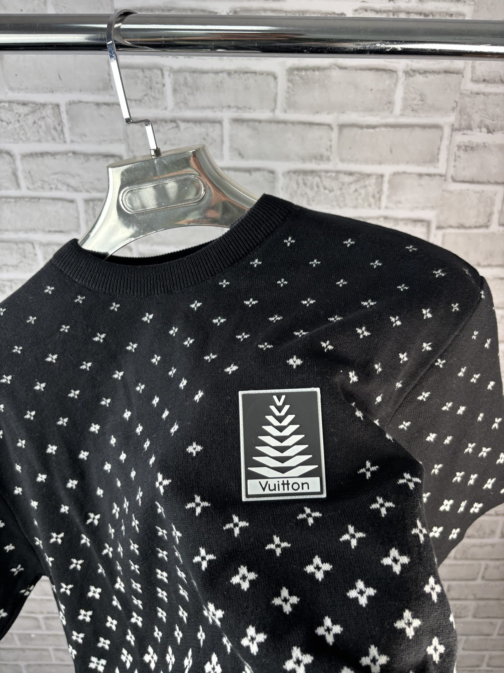 LV KNITTED THICK BLACK image 2