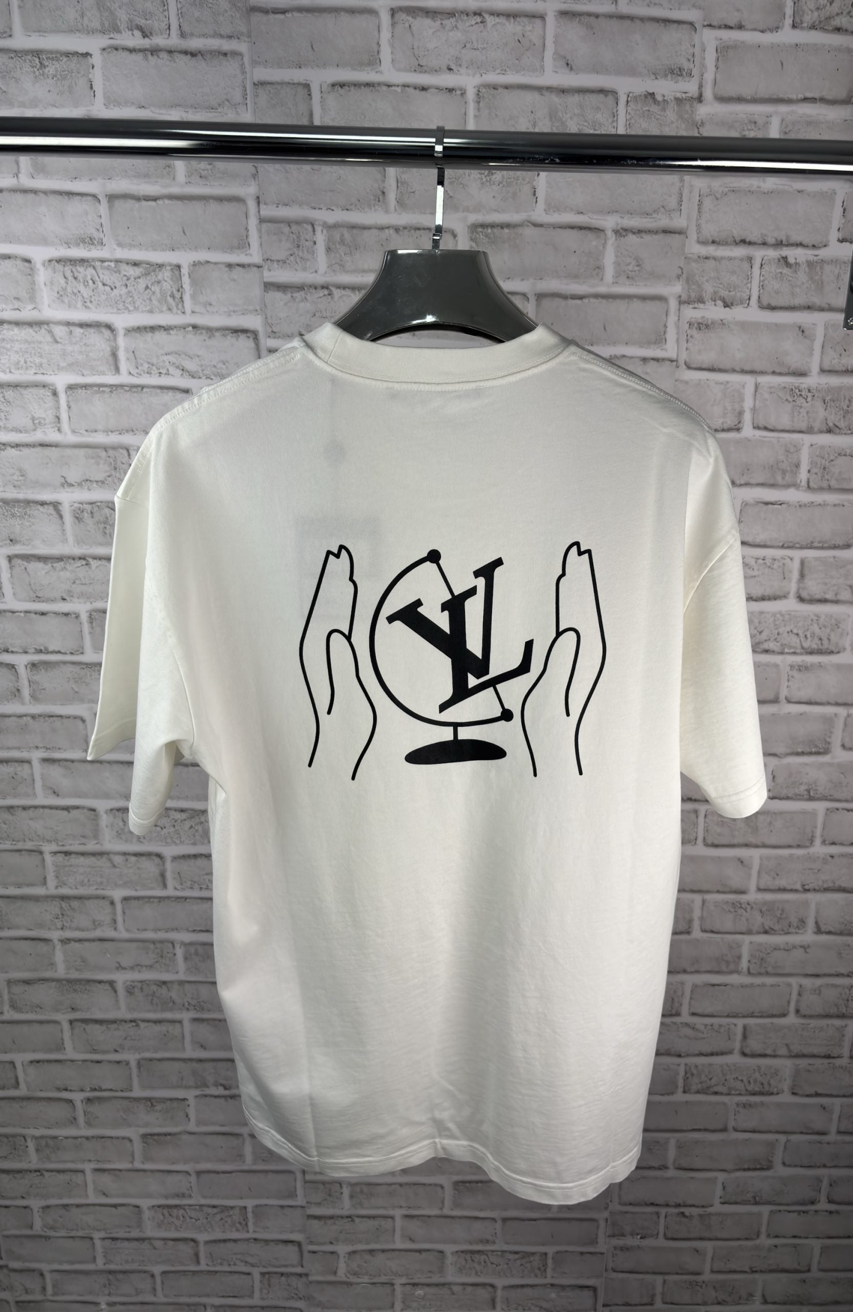 LV TEE WHITE image 1