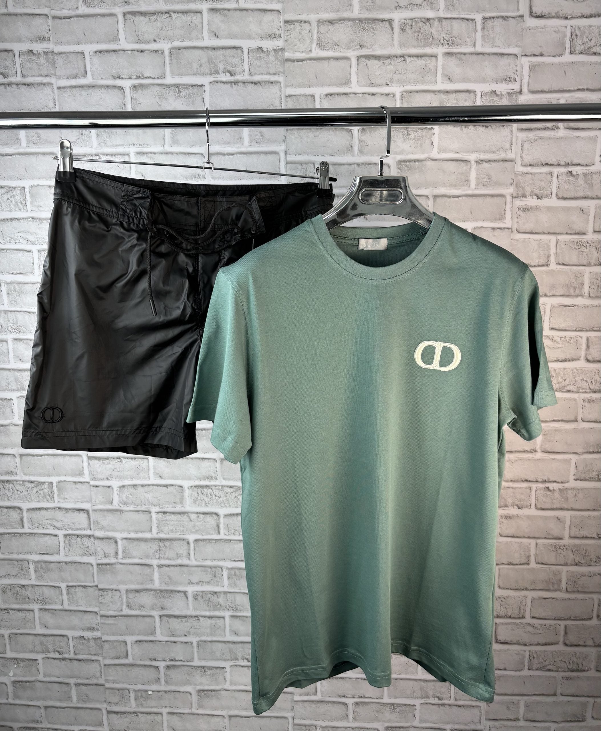 CD BLACK SHORT SET - S image