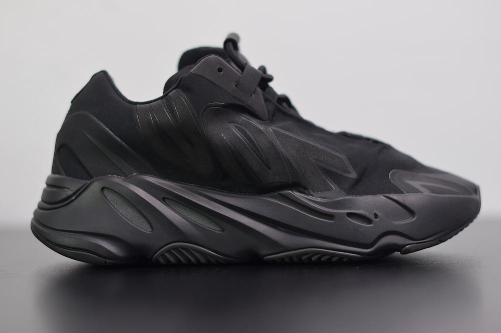 700 V3 BLACK image 3