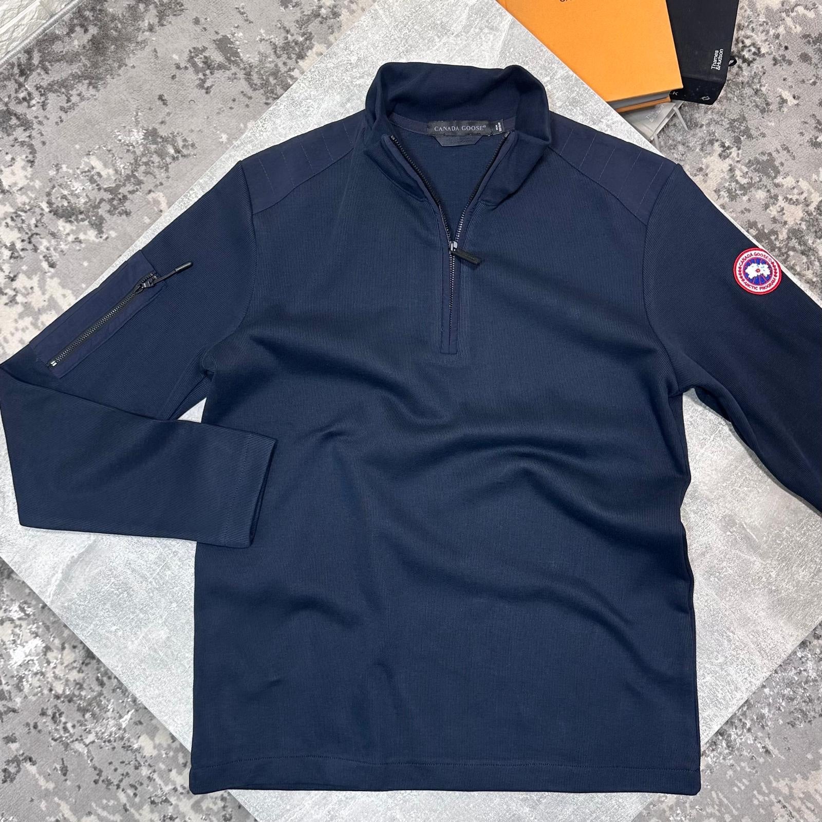 Goose 1/4 zip navy image 0