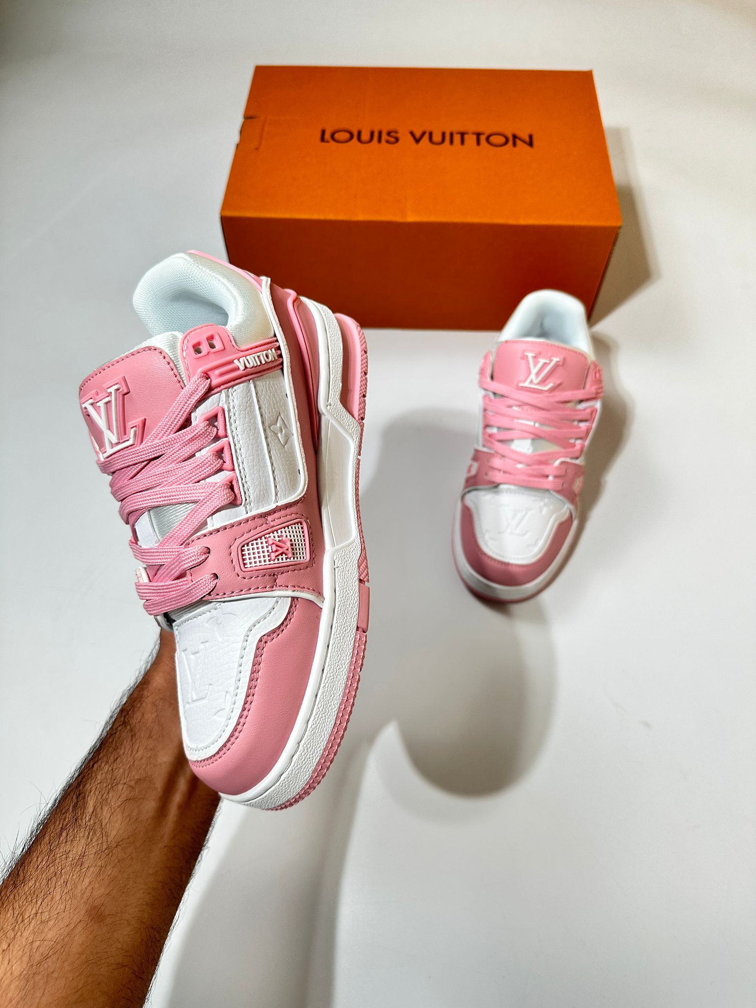 IV TRAINER PINK image 3