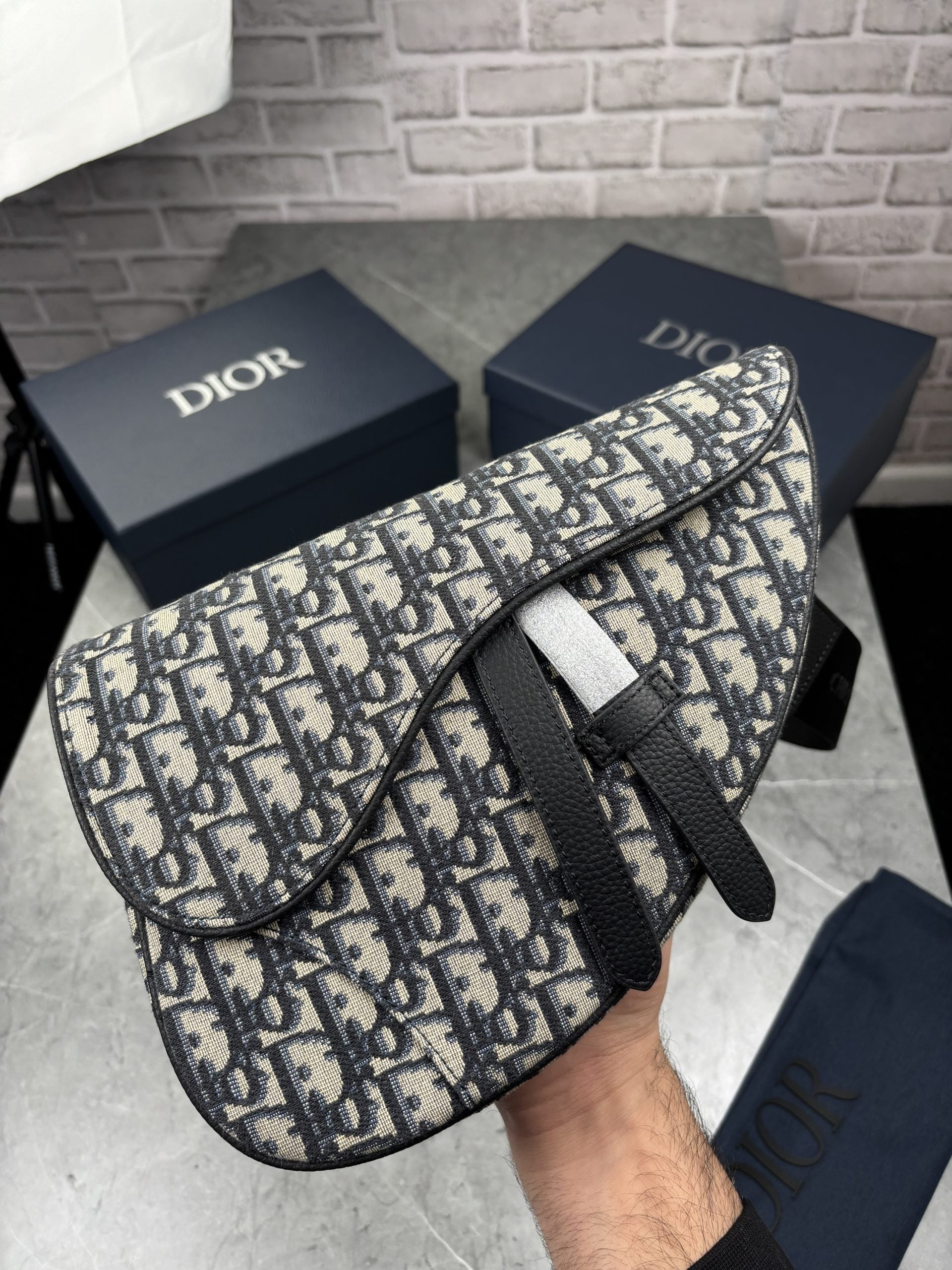 IOR BAG BLACK image 2