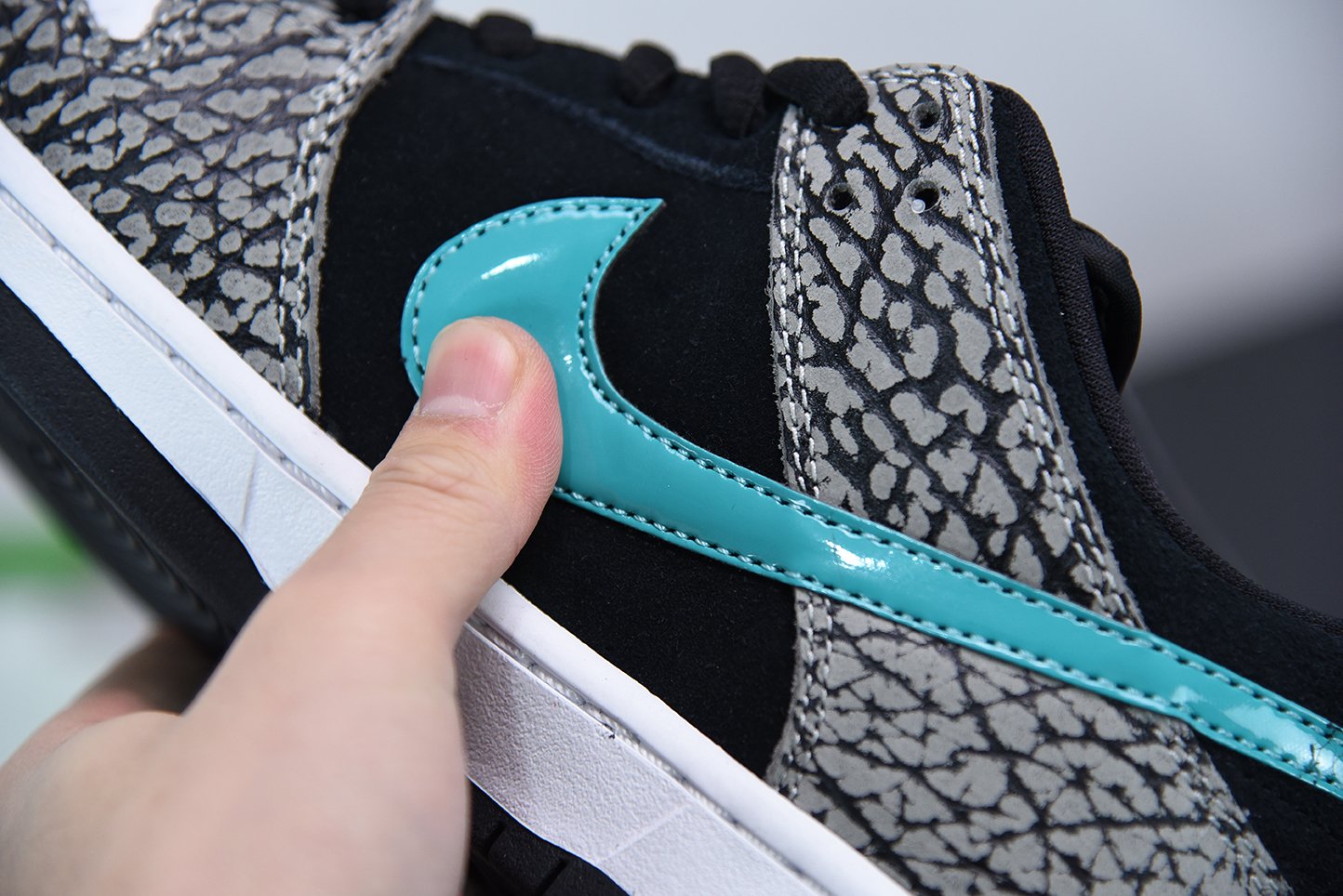 ELE DUNKS image 2