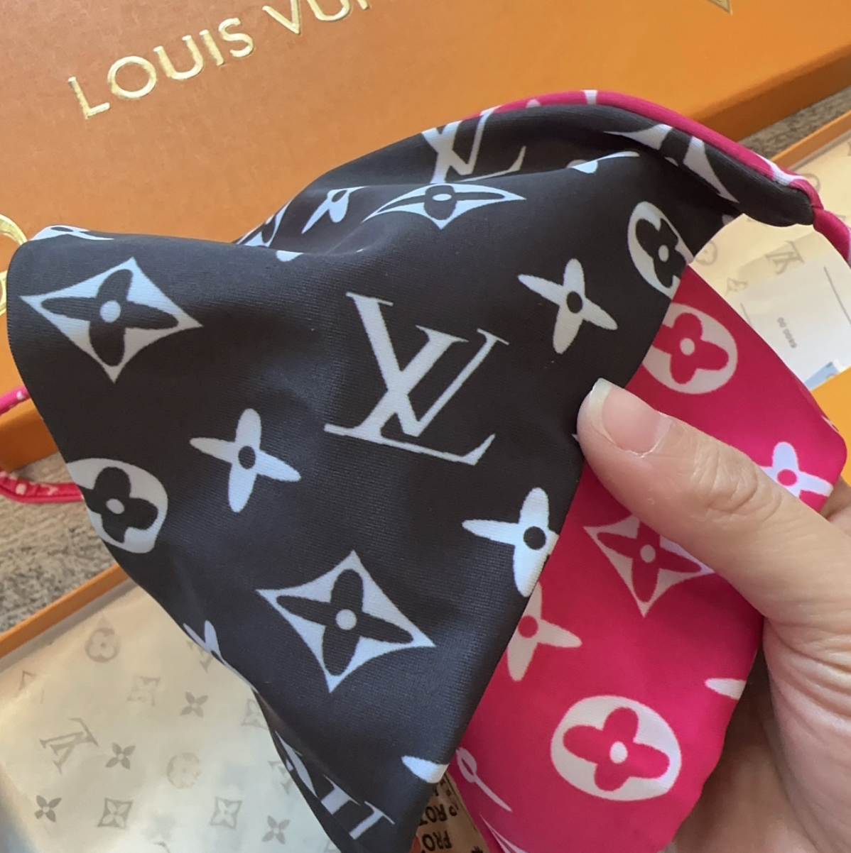 L-V REVERSIBLE SWIM image 2