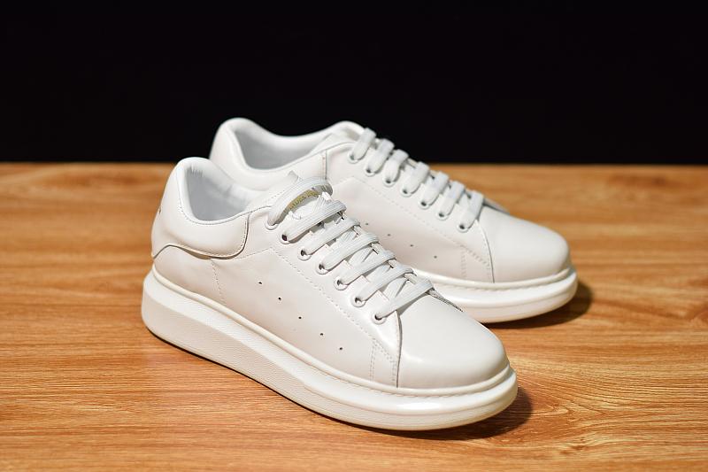 MQ' WHITE LEATHER image 4