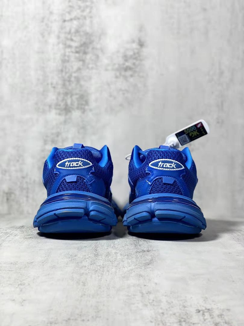 TRACK BLUE image 3